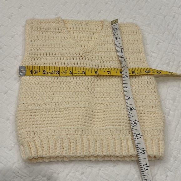 Vintage Hand Made Crochet Knit Vest Ivory Cream 1950’s 60’s Like New - Picture 9 of 10